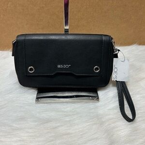 JOE’S Jeans Black Leather Wrislet Wallet